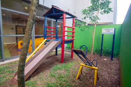 Apartamento para alugar com 94m², 3 quartos e 2 vagas Apartamento para alugar com 94m², 3 quartos e 2 vagasÁrea comum - Playground