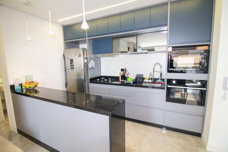 Apartamento para alugar com 94m², 3 quartos e 2 vagas Apartamento para alugar com 94m², 3 quartos e 2 vagasCozinha