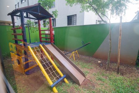 Apartamento para alugar com 94m², 3 quartos e 2 vagas Apartamento para alugar com 94m², 3 quartos e 2 vagasÁrea comum - Playground