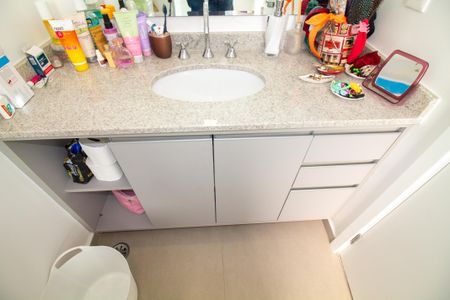 Apartamento para alugar com 94m², 3 quartos e 2 vagas Apartamento para alugar com 94m², 3 quartos e 2 vagasBanheiro da Suíte 2