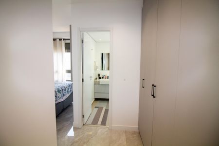 Apartamento para alugar com 94m², 3 quartos e 2 vagas Apartamento para alugar com 94m², 3 quartos e 2 vagasCloset da Suíte 3