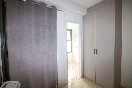 Suíte 1 de apartamento para alugar com 3 quartos, 94m² em Jardim das Acacias, São Paulo