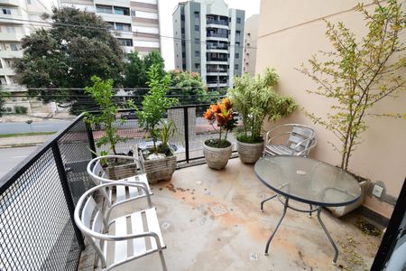 Sala - Sacada de apartamento para alugar com 1 quarto, 53m² em Jardim Flamboyant, Campinas