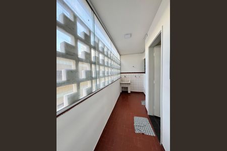 Apartamento para alugar com 110m², 3 quartos e 1 vagaÁrea de Serviço