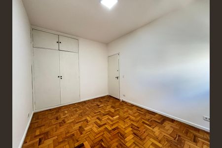 Apartamento para alugar com 110m², 3 quartos e 1 vagaQuarto 2
