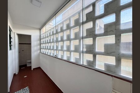 Apartamento para alugar com 110m², 3 quartos e 1 vagaÁrea de Serviço