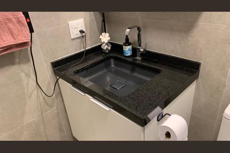 Apartamento para alugar com 32m², 1 quarto e sem vaga Apartamento para alugar com 32m², 1 quarto e sem vagaBanheiro