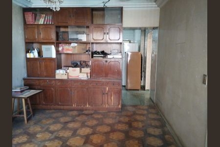 Casa à venda com 163m², 3 quartos e 7 vagasSala