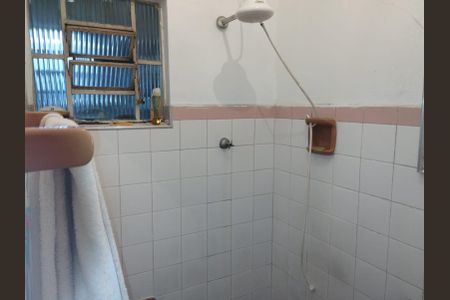 Casa à venda com 163m², 3 quartos e 7 vagasBanheiro 