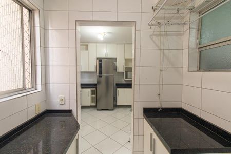 Apartamento para alugar com 90m², 3 quartos e 1 vagaÁrea de Serviço