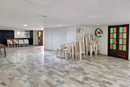 Apartamento à venda com 178m², 2 quartos e 1 vagaÁrea comum