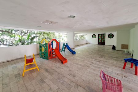 Apartamento à venda com 178m², 2 quartos e 1 vagaÁrea comum