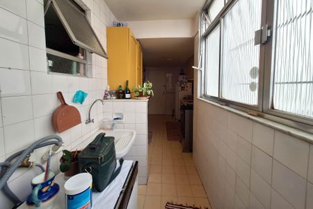 Apartamento à venda com 178m², 2 quartos e 1 vagaÁrea de Serviço