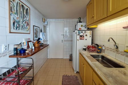 Apartamento à venda com 178m², 2 quartos e 1 vagaCozinha