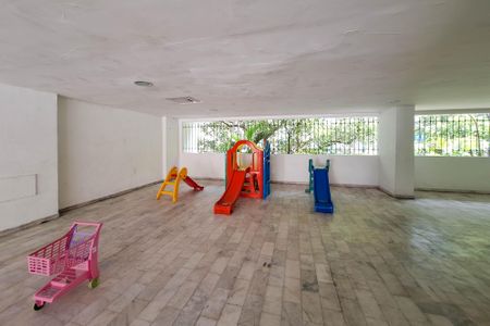 Apartamento à venda com 178m², 2 quartos e 1 vagaÁrea comum