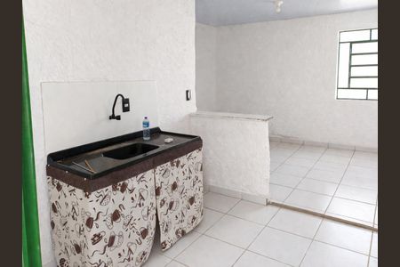 Cozinha de casa para alugar com 1 quarto, 30m² em Morumbi, Uberlândia
