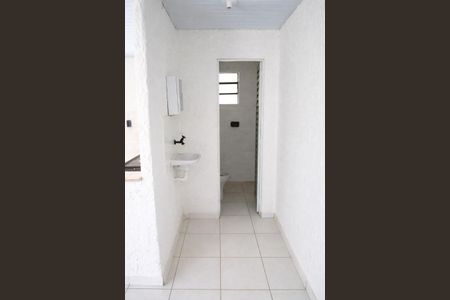 Banheiro de casa para alugar com 1 quarto, 30m² em Morumbi, Uberlândia