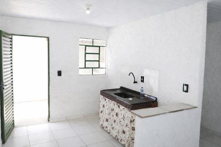Cozinha de casa para alugar com 1 quarto, 30m² em Morumbi, Uberlândia