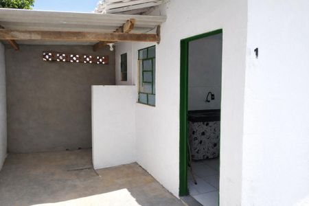 Área externa de casa para alugar com 1 quarto, 30m² em Morumbi, Uberlândia