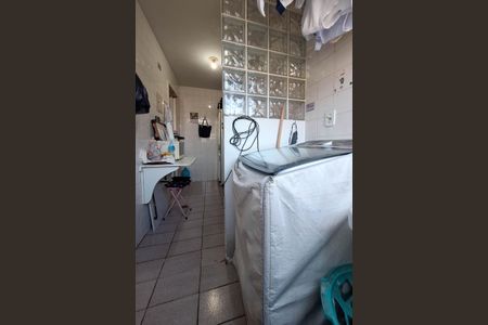 Apartamento para alugar com 60m², 2 quartos e 1 vagaÁrea de Serviço