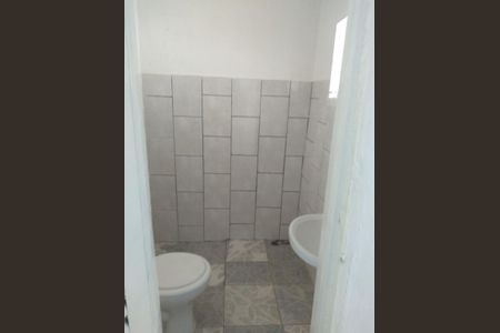 Banheiro de casa para alugar com 1 quarto, 30m² em Morumbi, Uberlândia