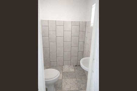 Banheiro de casa para alugar com 1 quarto, 30m² em Morumbi, Uberlândia