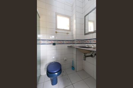 Casa para alugar com 249m², 3 quartos e 2 vagas Casa para alugar com 249m², 3 quartos e 2 vagasBanheiro da Suíte 1
