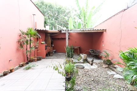 Casa para alugar com 249m², 3 quartos e 2 vagas Casa para alugar com 249m², 3 quartos e 2 vagasquintal