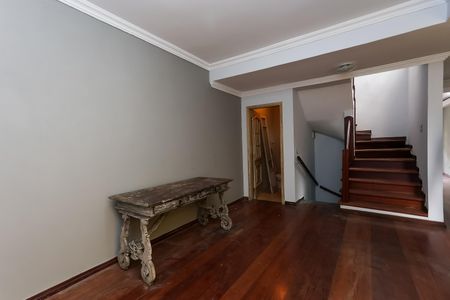 Casa para alugar com 249m², 3 quartos e 2 vagas Casa para alugar com 249m², 3 quartos e 2 vagassala 2