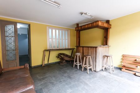 Casa para alugar com 249m², 3 quartos e 2 vagas Casa para alugar com 249m², 3 quartos e 2 vagasquintal