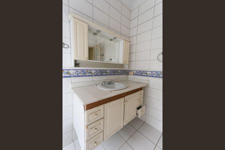 Casa para alugar com 249m², 3 quartos e 2 vagas Casa para alugar com 249m², 3 quartos e 2 vagasBanheiro da Suíte 2