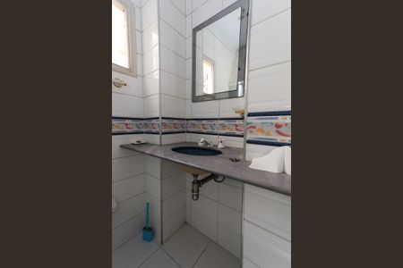 Casa para alugar com 249m², 3 quartos e 2 vagas Casa para alugar com 249m², 3 quartos e 2 vagasBanheiro da Suíte 1