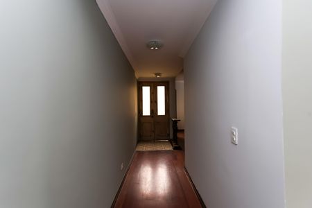 Casa para alugar com 249m², 3 quartos e 2 vagas Casa para alugar com 249m², 3 quartos e 2 vagascorredor