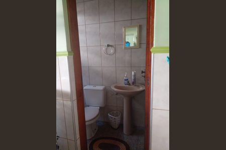 Banheiro de casa à venda com 2 quartos, 70m² em Residencial Cosmos, Campinas