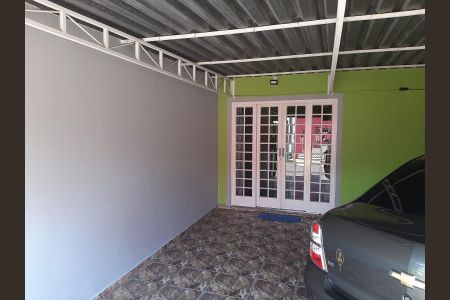 Casa à venda com 70m², 2 quartos e 2 vagasGaragem