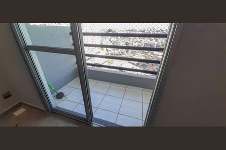 Sacada de apartamento à venda com 2 quartos, 55m² em Jardim Roberto, Osasco