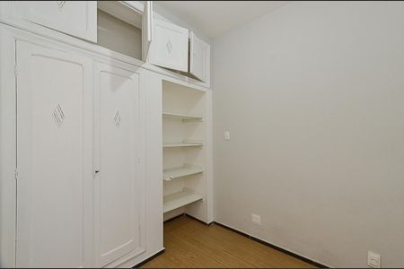 Apartamento para alugar com 123m², 3 quartos e 1 vaga Apartamento para alugar com 123m², 3 quartos e 1 vagaQuarto de Serviço