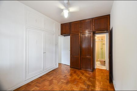 Apartamento para alugar com 123m², 3 quartos e 1 vaga Apartamento para alugar com 123m², 3 quartos e 1 vagaSuíte