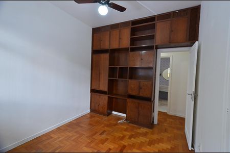 Apartamento para alugar com 123m², 3 quartos e 1 vaga Apartamento para alugar com 123m², 3 quartos e 1 vagaQuarto 2