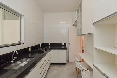 Apartamento para alugar com 123m², 3 quartos e 1 vaga Apartamento para alugar com 123m², 3 quartos e 1 vagaCozinha