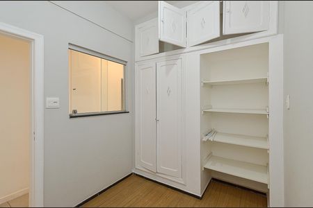 Apartamento para alugar com 123m², 3 quartos e 1 vaga Apartamento para alugar com 123m², 3 quartos e 1 vagaQuarto de Serviço