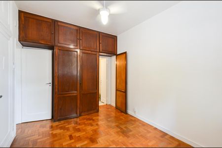 Apartamento para alugar com 123m², 3 quartos e 1 vaga Apartamento para alugar com 123m², 3 quartos e 1 vagaSuíte