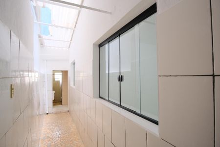 Casa de condomínio para alugar com 40m², 1 quarto e sem vagaÁrea de Serviço