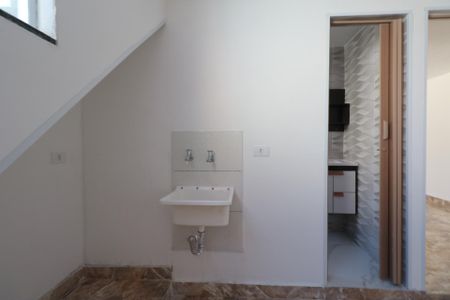 Casa para alugar com 35m², 1 quarto e sem vagaCozinha e Área de Serviço