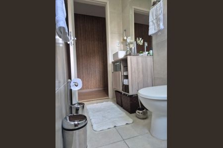 Casa à venda com 150m², 2 quartos e 2 vagasBanheiro