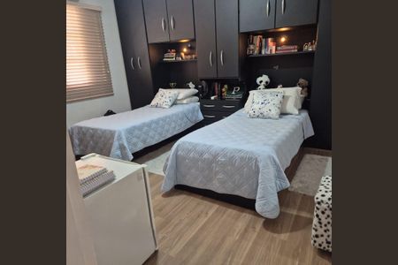 Casa à venda com 150m², 2 quartos e 2 vagasQuarto