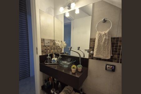 Casa à venda com 150m², 2 quartos e 2 vagasBanheiro