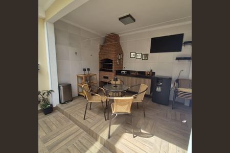 Casa à venda com 150m², 2 quartos e 2 vagasÁrea externa