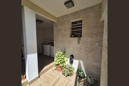 Casa à venda com 150m², 2 quartos e 2 vagasÁrea de serviço