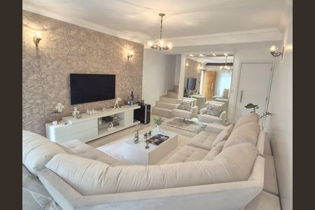 Casa à venda com 150m², 2 quartos e 2 vagasSala